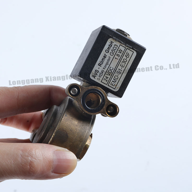 オリジナル自動洗浄電磁弁 R2.335.002 ハイデルベル - Commercial Offset Printing のレビューと価格